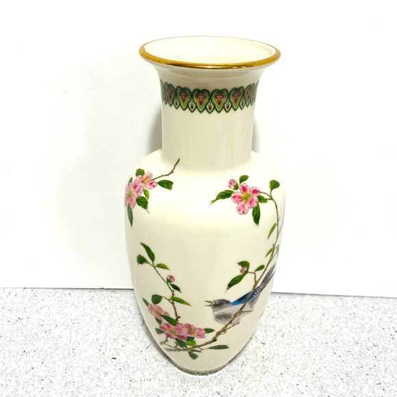 Shibata Japan ceramic porcelain vase bird on cherry blossom branch Asian motif - Picture 2 of 11